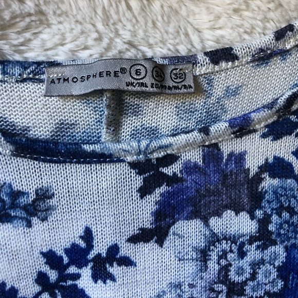 Atmosphere Floral Top - Picture 2 of 2